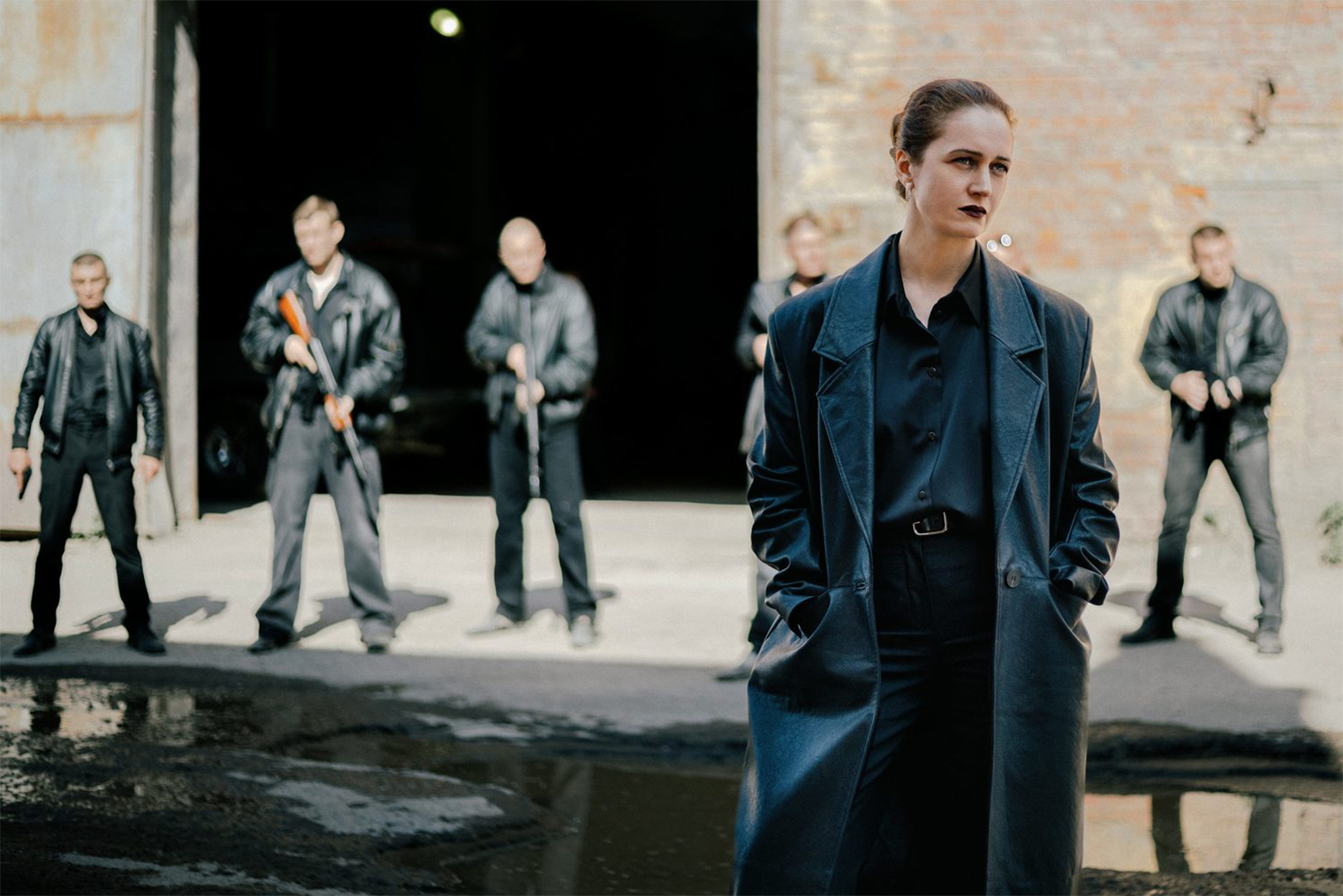 Виктория Исакова органична и в роли заботливой матери, и в роли безжалостного мафиозника