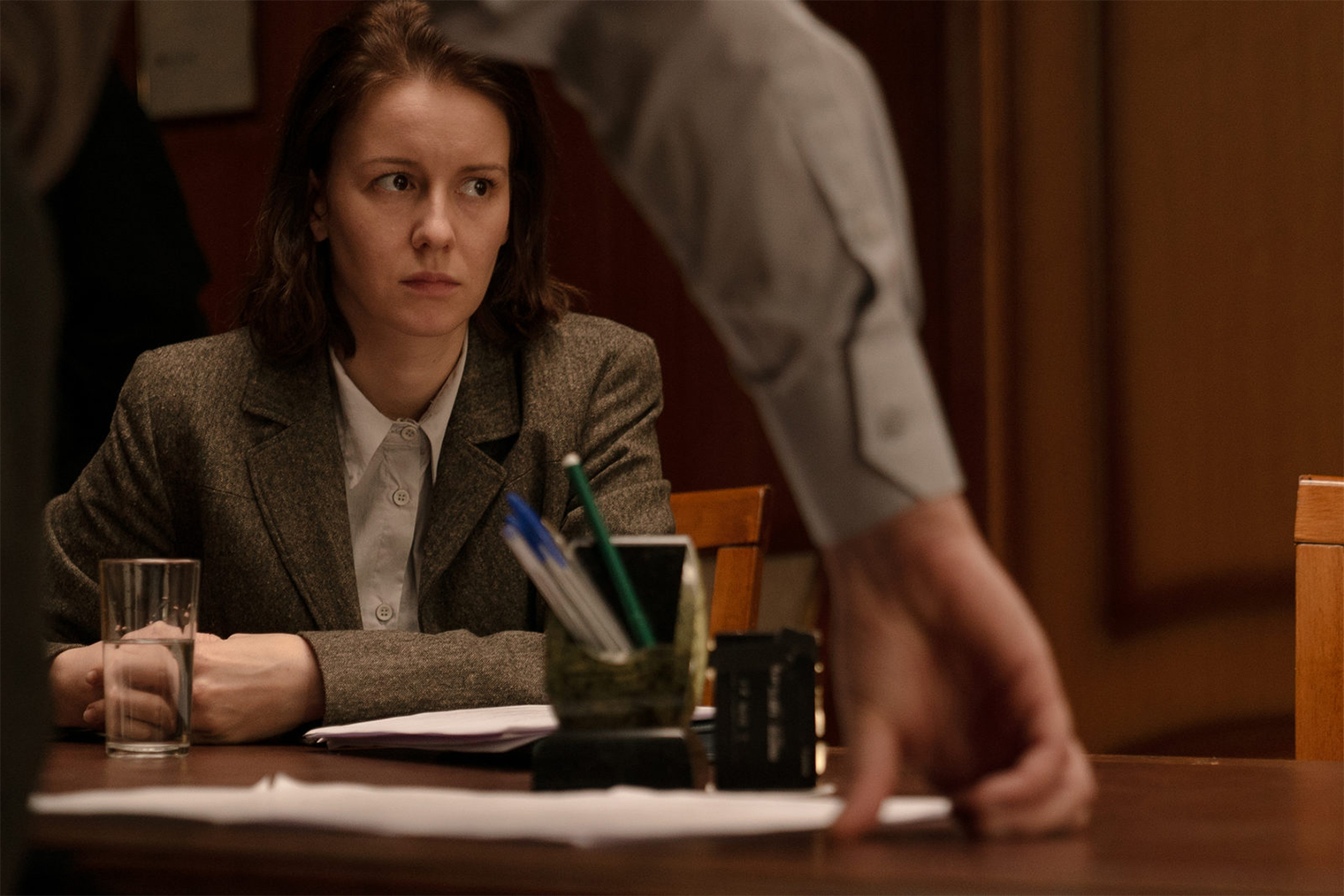 Ирина Старшенбаум известна ролями в сериалах «Клиническая: Начало» и «Триггер». Она также снималась в фильмах «Огниво» и «Лето»