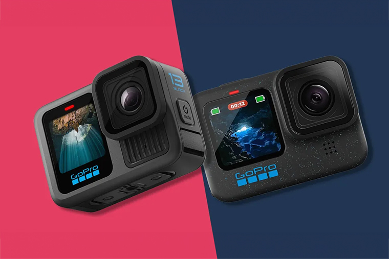 GoPro Hero 13 Black слева. Она отличается от Hero 12 Black справа однородным корпусом и решеткой под объективом. Источник: techradar.com