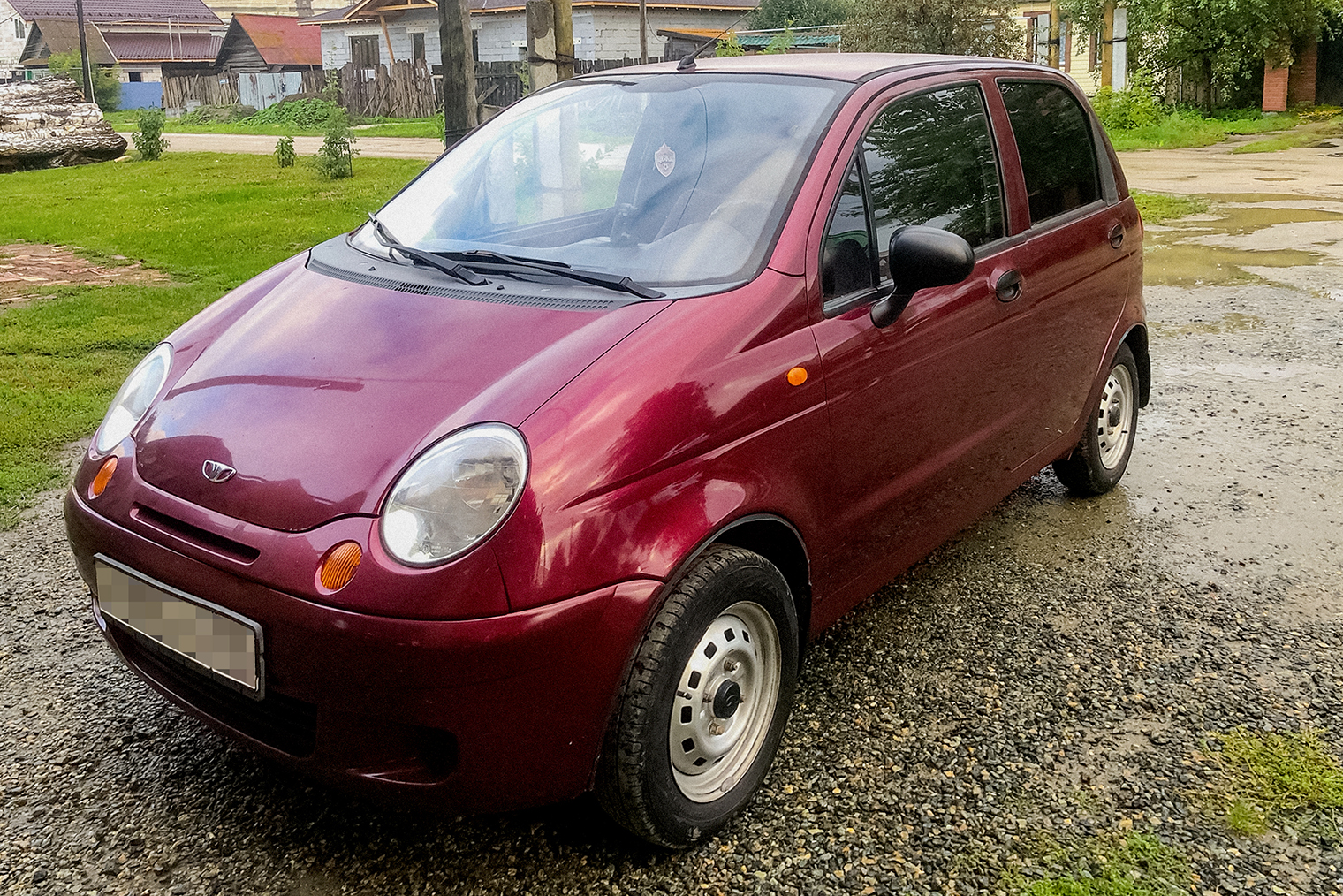 Сфотографировала машину после покупки