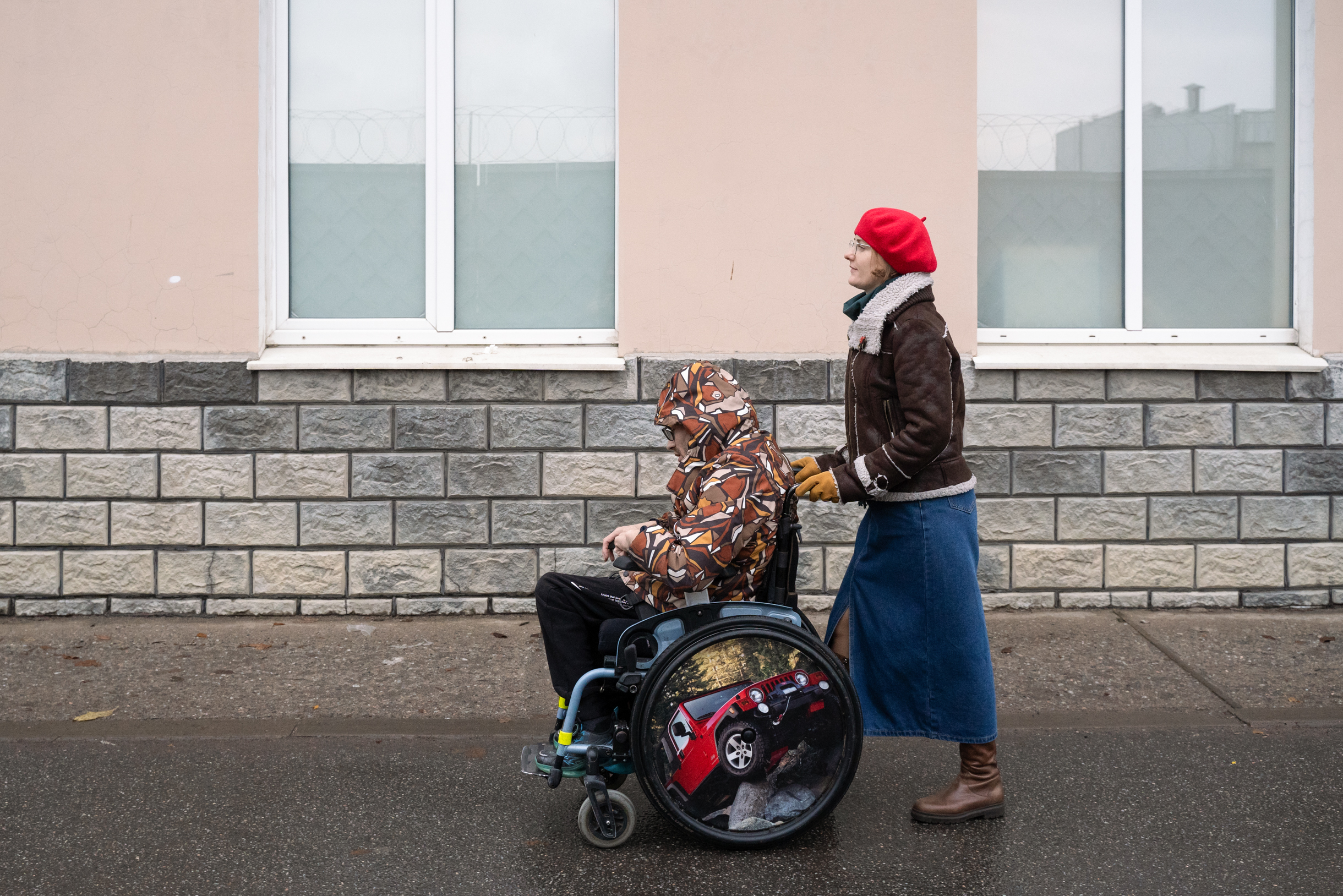 На снимке я с Евгенией Соколовской — директором «Перспектив» по связям с общественностью и автором этого текста