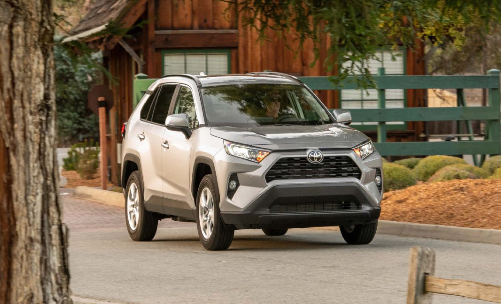 Toyota RAV4 V