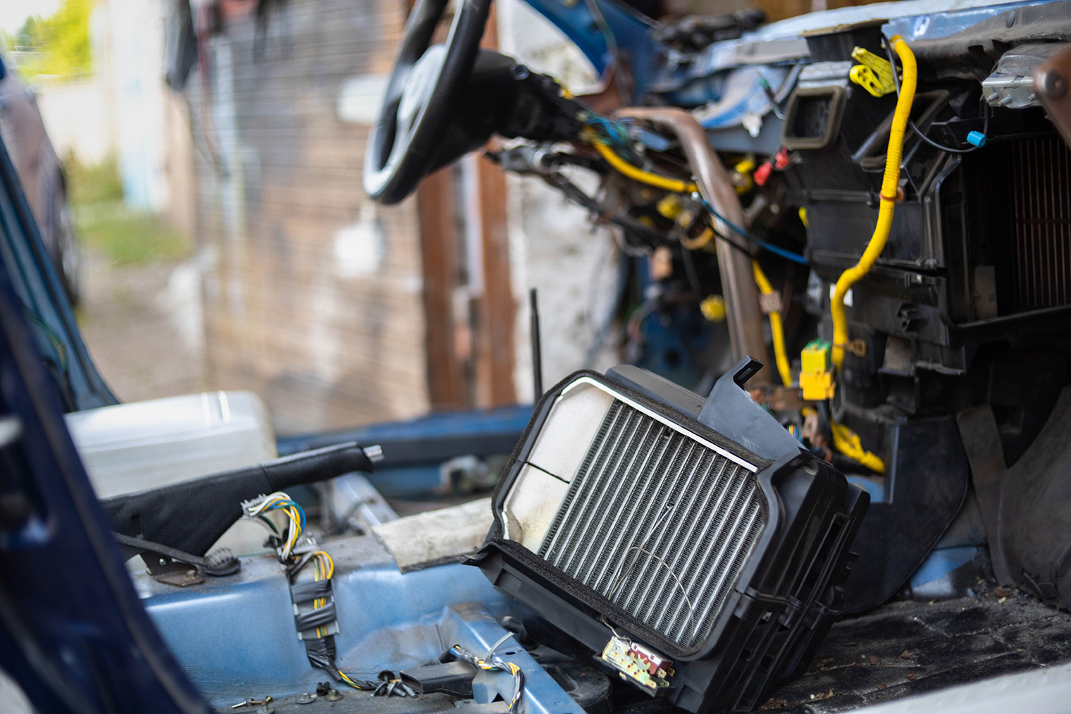 Отопитель салона — один из множества радиаторов в машине. Фото: Velimir Zeland / Shutterstock