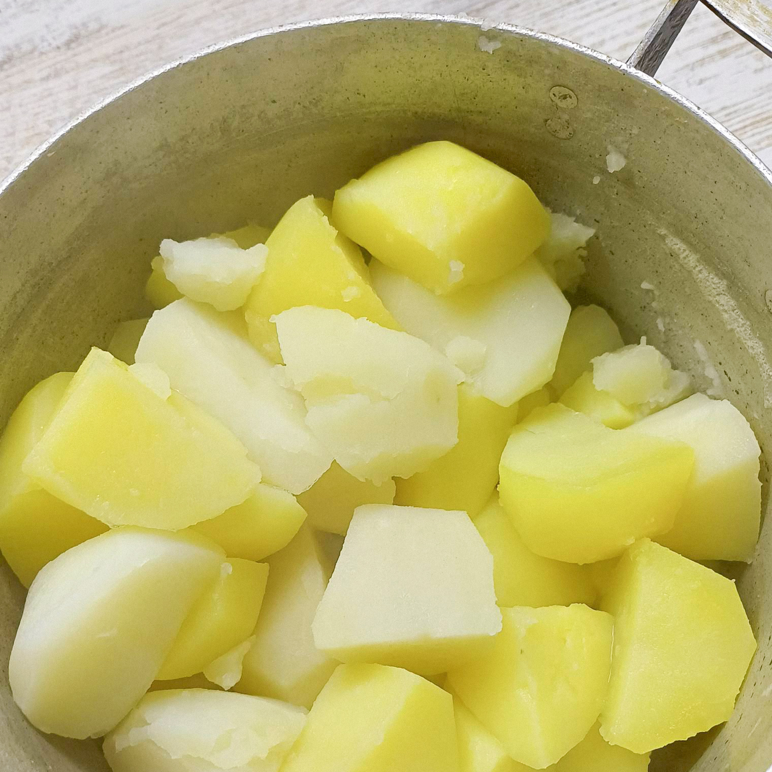 Картошка без соли как разговор с соседом про погоду: формально, но душа не лежит