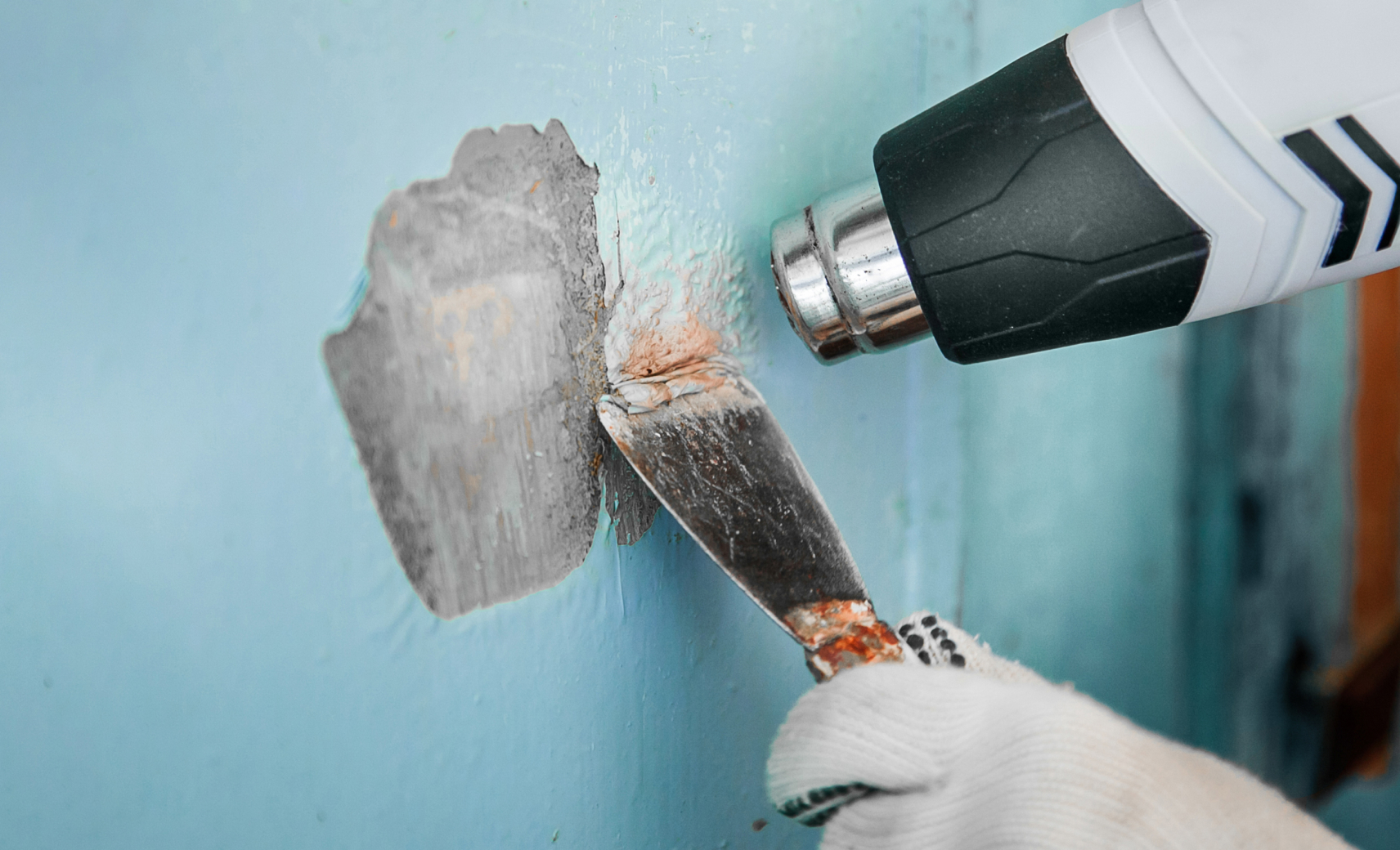 Снимаем старую краску