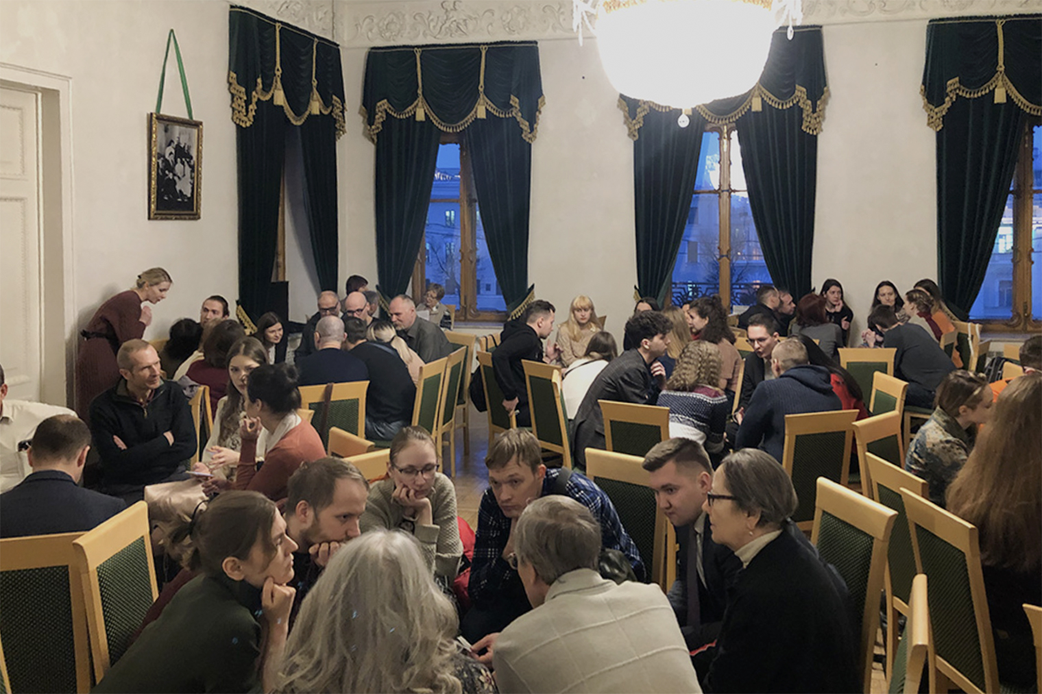 Английский разговорный клуб в библиотеке. © Библиотека Маяковского