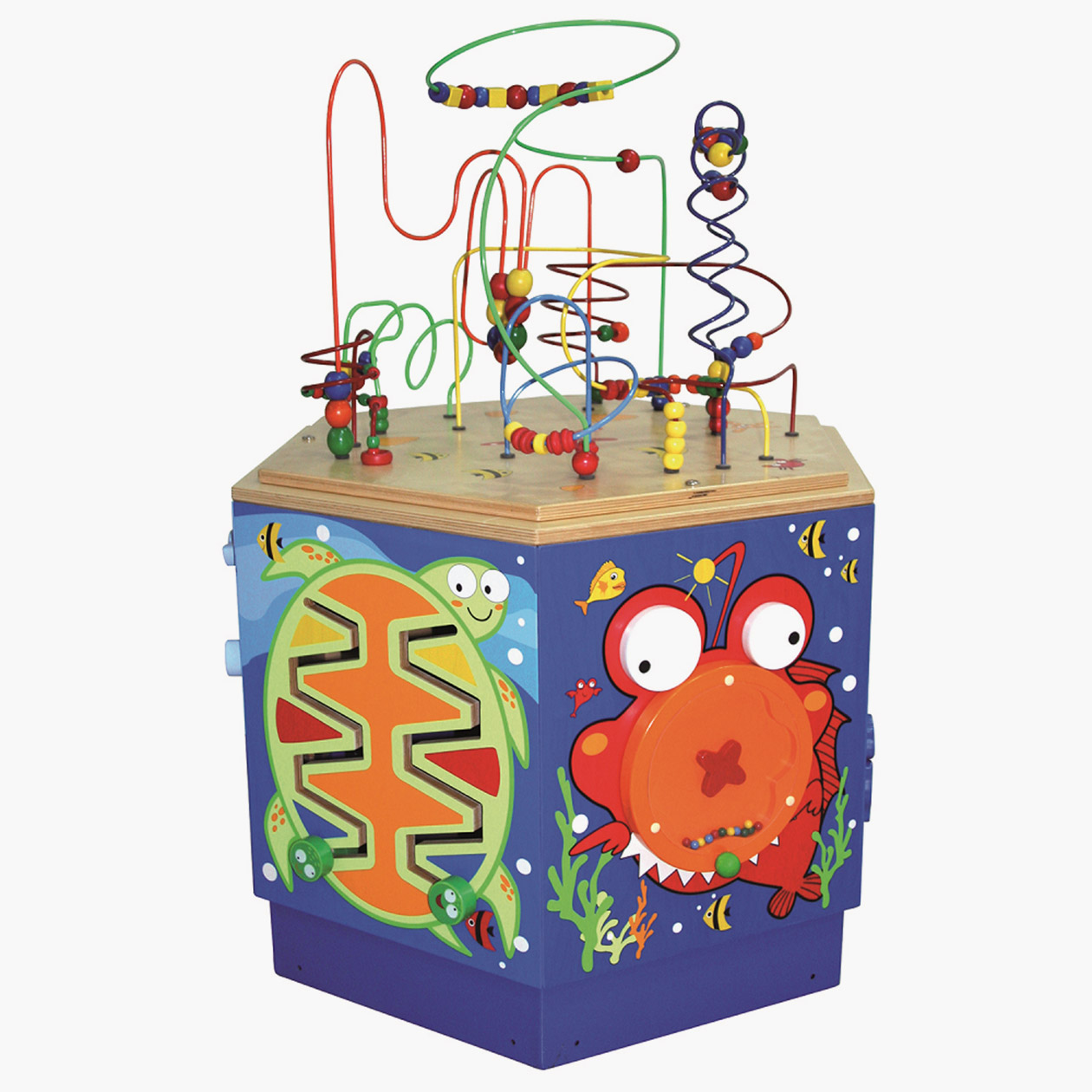 А эта огромная игрушка высотой около метра стоит от 84 тысяч рублей — но и ребенка такая, скорее всего, займет надолго