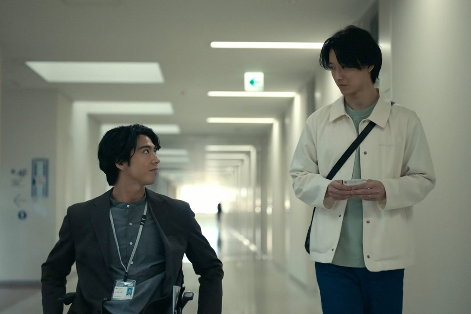 Уже через два дня после премьеры третий сезон возглавил топ популярных сериалов на Netflix