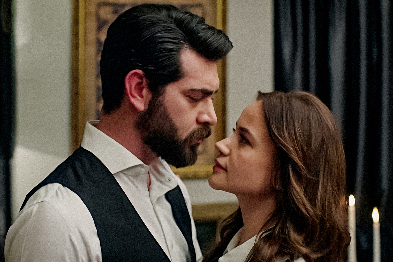 До «Кровавых цветов» я не встречала многих актеров, что удивительно, ведь они так превосходны © Kanal 7