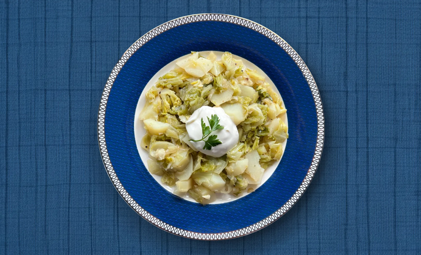 Тушеная с капустой