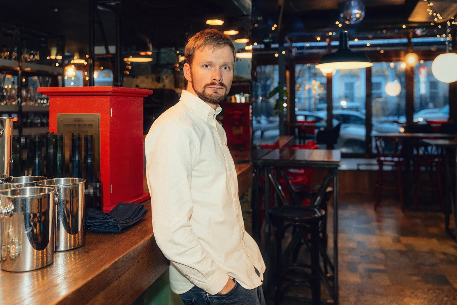 Петр Лобанов в одном из своих заведений © Ира Юльева