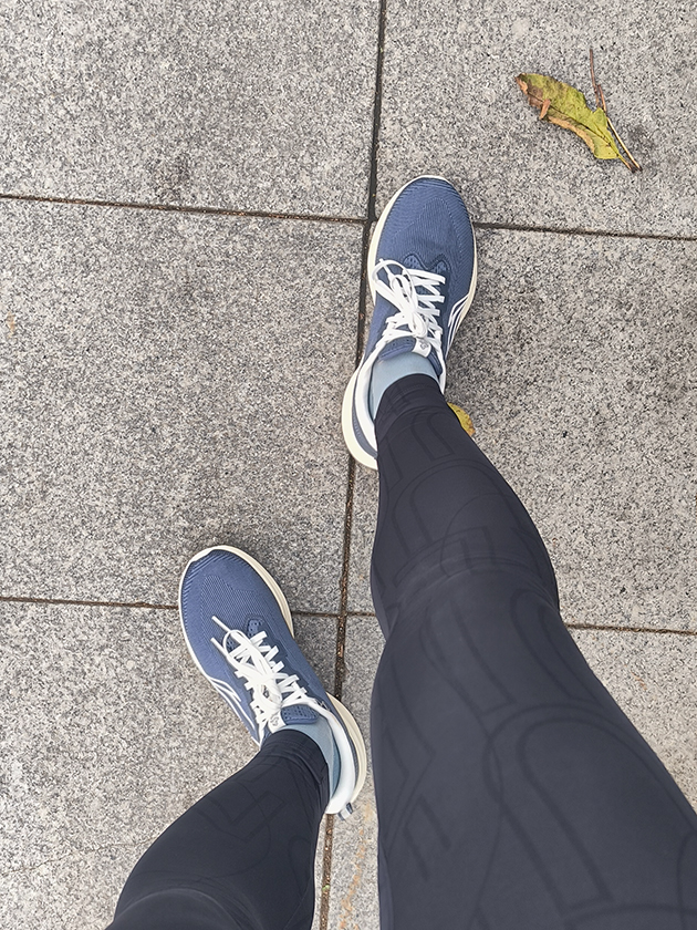 Новые кроссовки