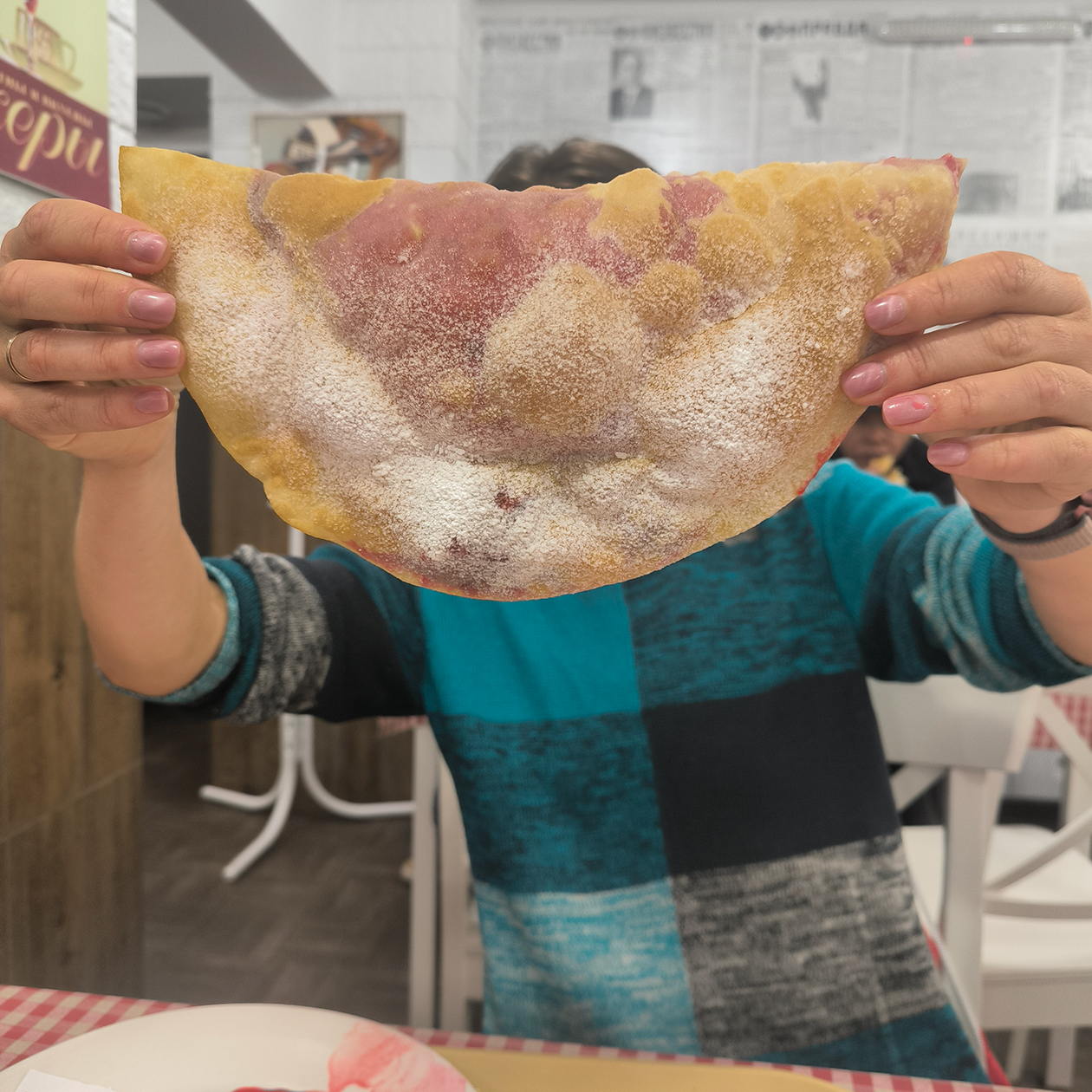 Огромный чебурек