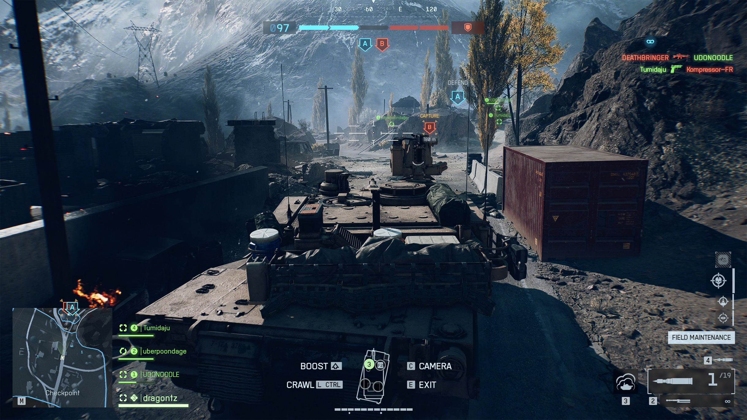 У танков слабая броня: взрывают их, как правило, с двух-трех выстрелов из гранатомета