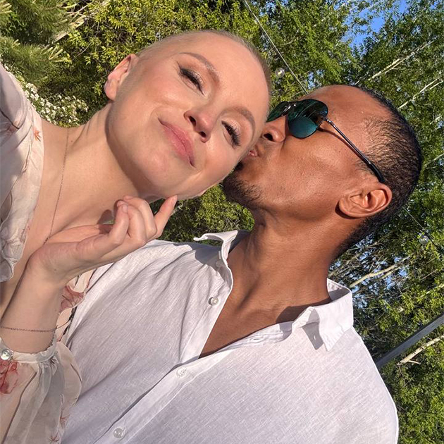 Муж постоянно поддерживал меня, но я сильно переживала за нашу сексуальную жизнь