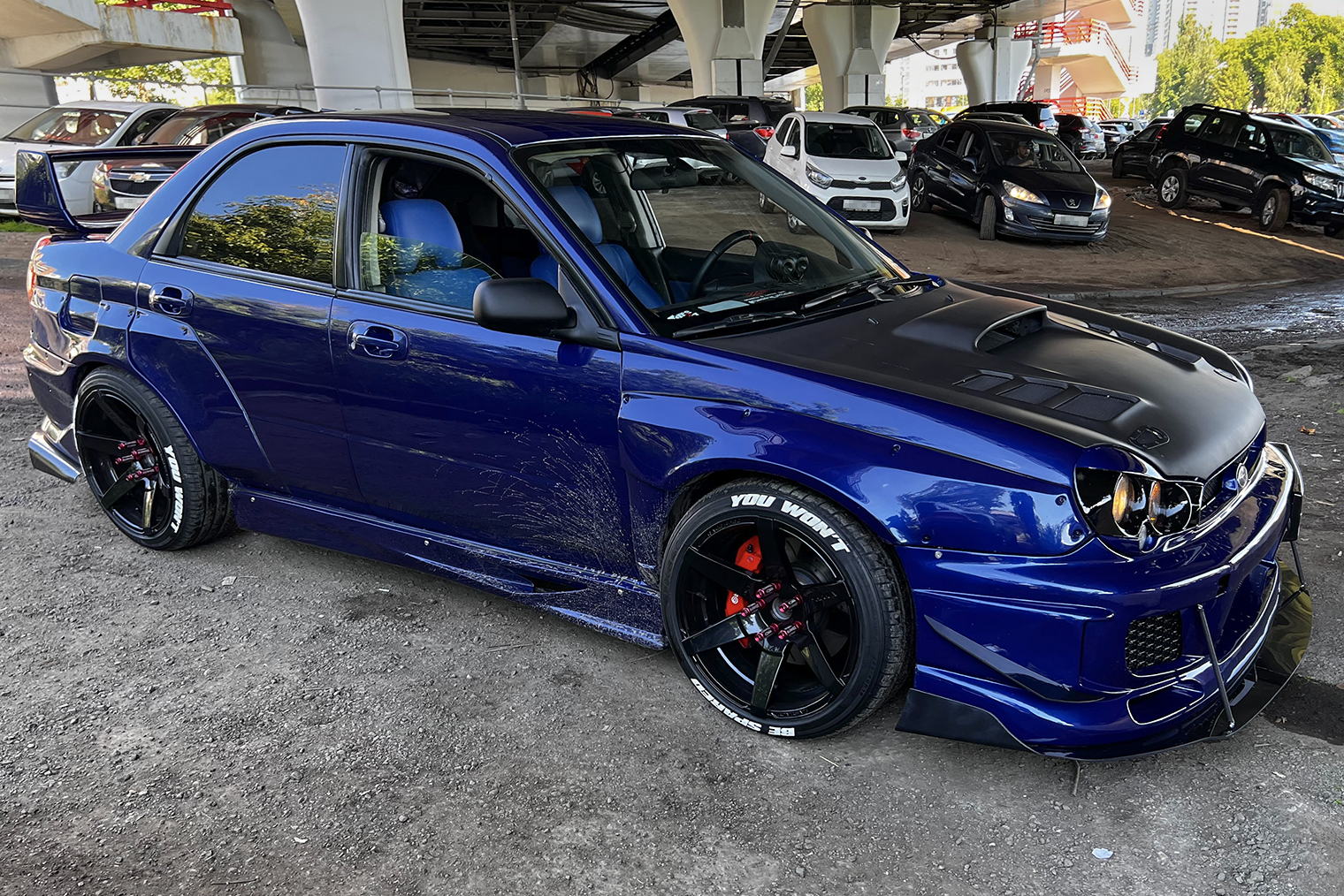 На Subaru Impreza WRX хочется обернуться, когда от нее отходишь