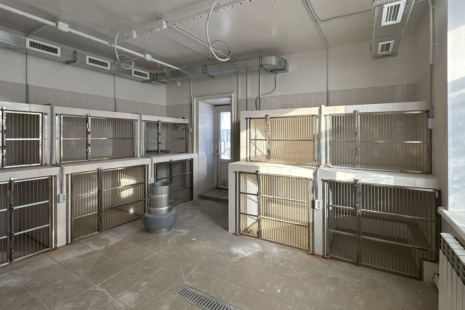 В блок карантина, как и в другие помещения, теперь поступает отопление через вентиляцию