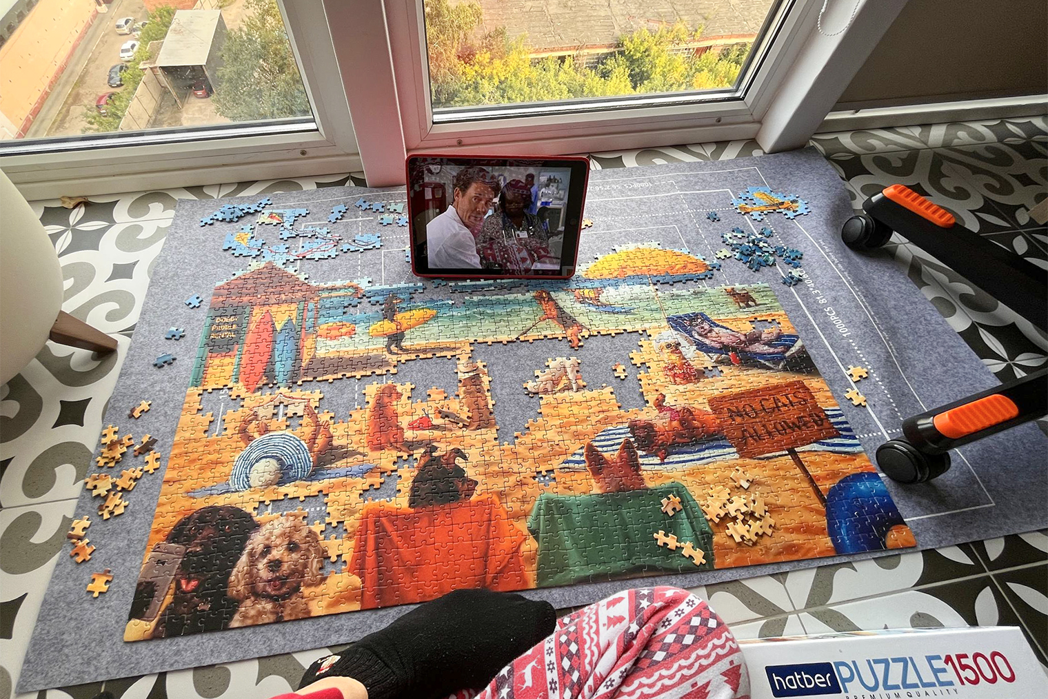 Такой коробки хватает на две-три недели