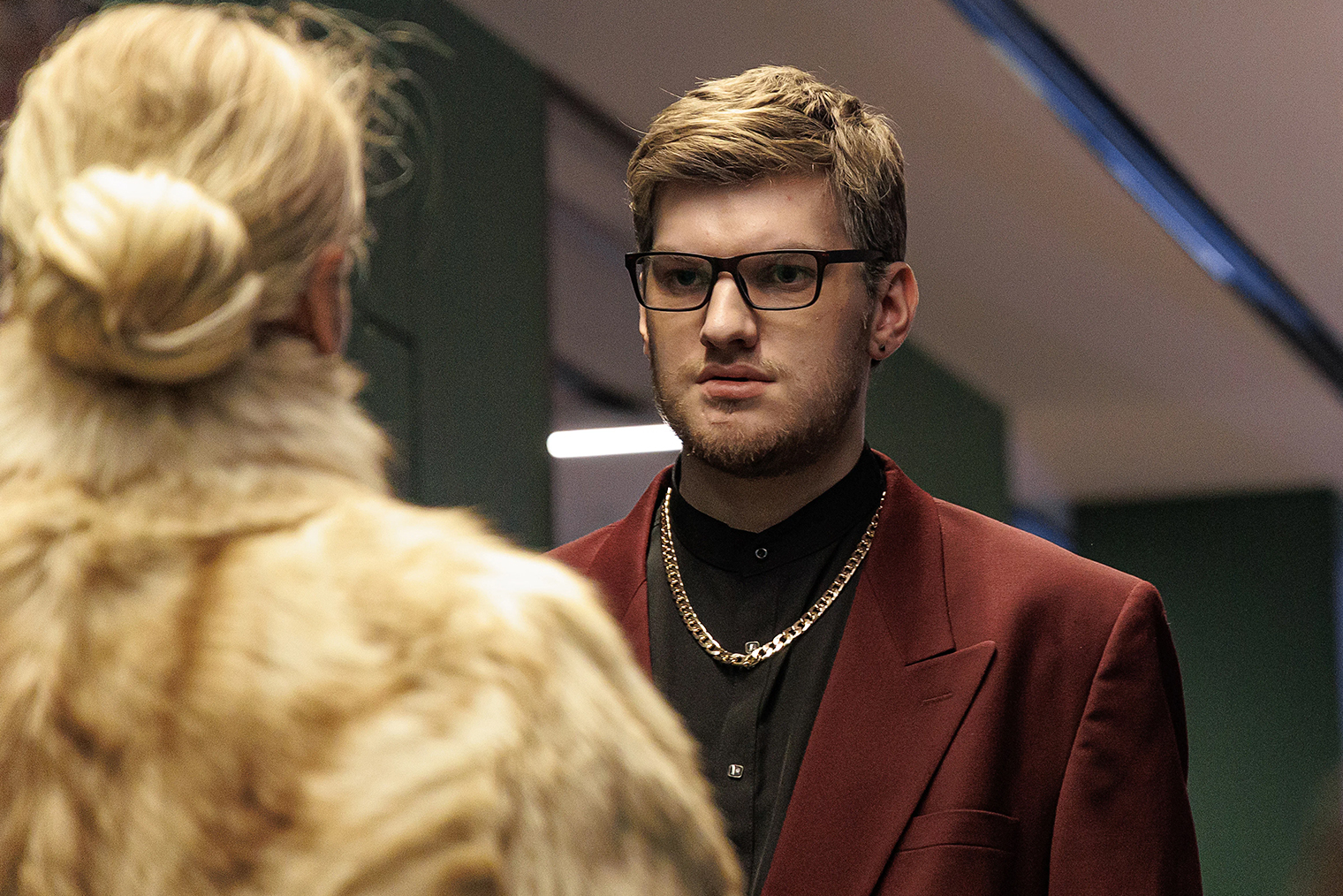 Часть актеров во второй половине сериала заменят, других, вероятно, просто загримируют