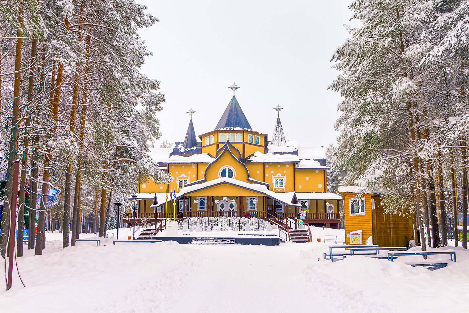 Вотчина Деда Мороза. Фотография: Elena Serebryakova / Shutterstock / FOTODOM