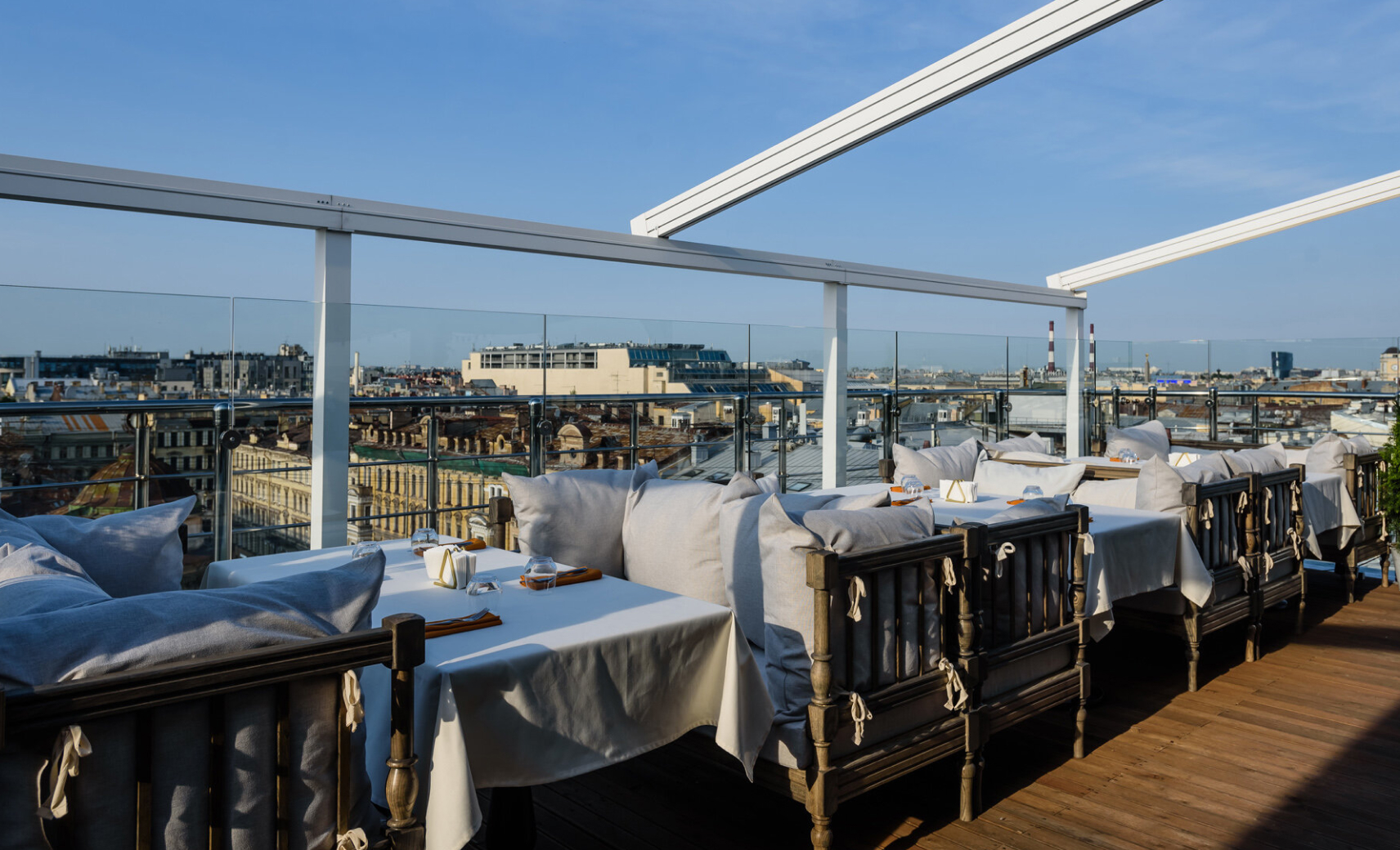 Паруса на крыше