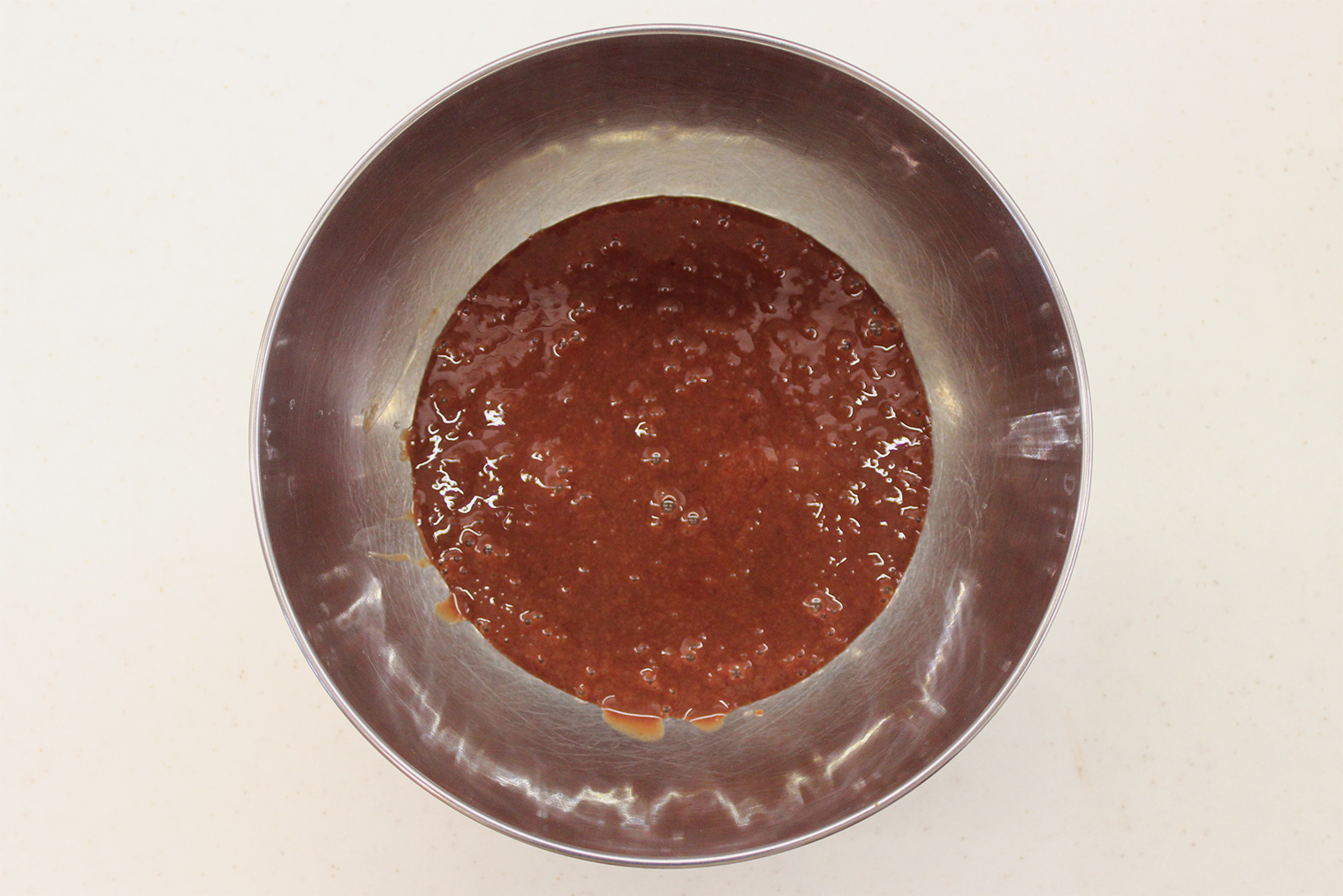 Я протерла массу через сито, чтобы в суфле не было кусочков печени