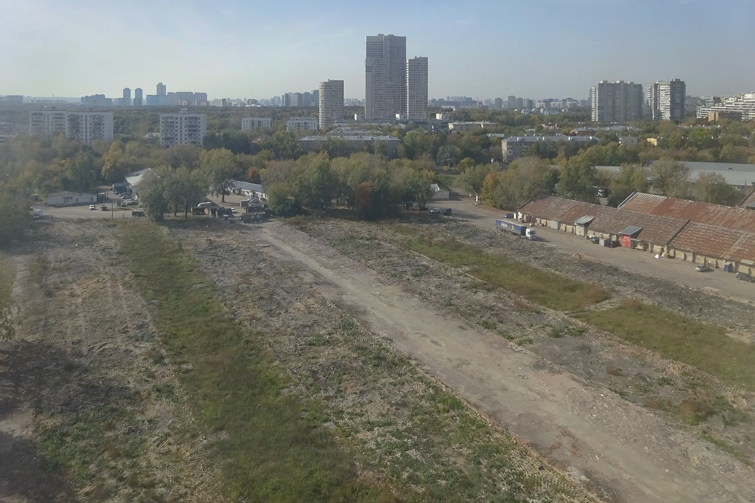 КРТ нежилой застройки в Войковском районе Москвы. На участке — старые склады и места хранения автотранспорта. Источник: krt.mos.ru