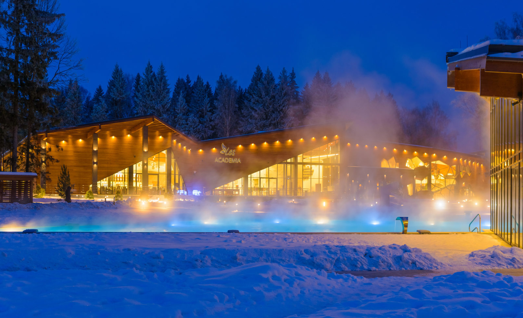 Отель LES Art Resort