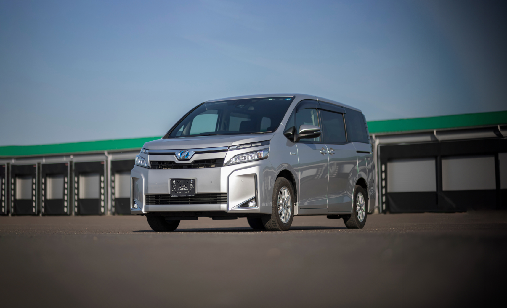 Toyota Voxy и Noah III и IV