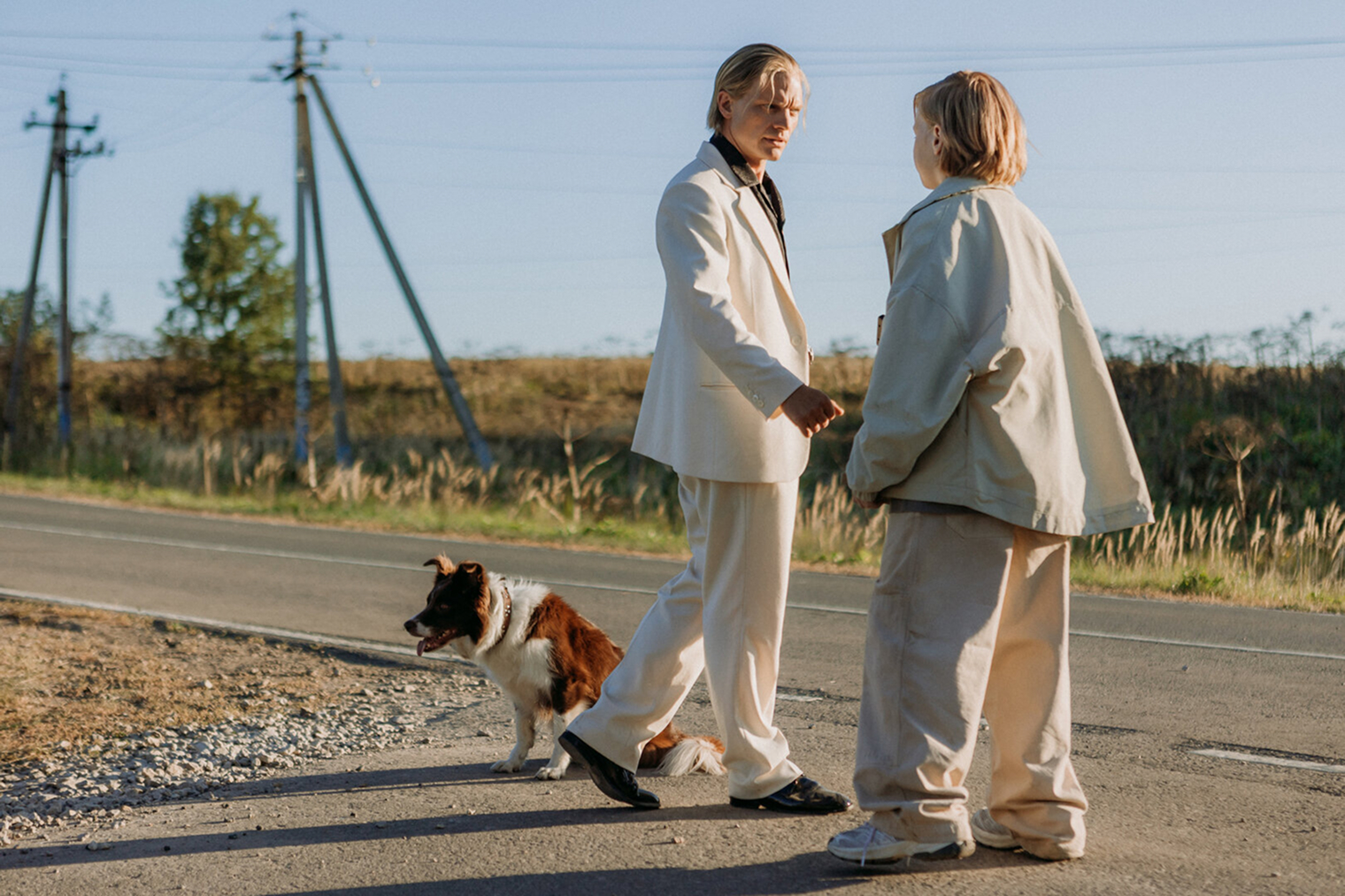 Пускай Ткачук играет несколько ролей — собака Шаня все равно перетянет на себя внимание. © «Вольга»