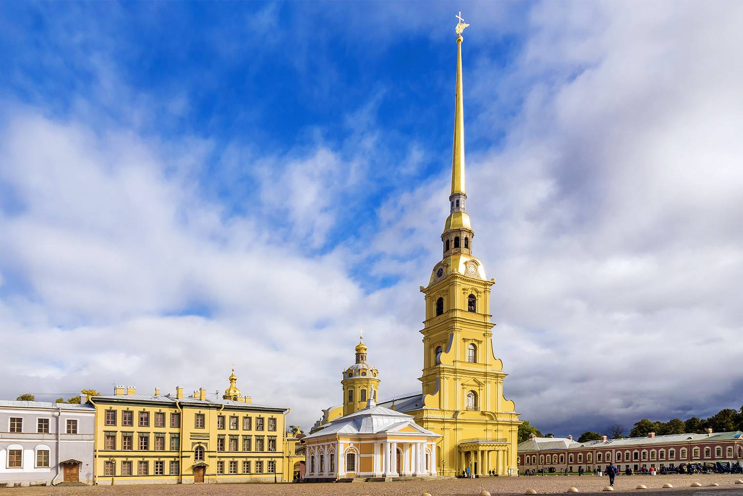 04-churches-petersburg.jpg