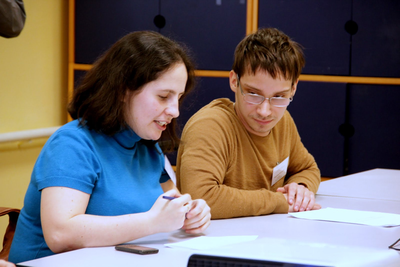 И детям, и выпускникам учреждений нужно место, где можно учиться спокойно, без давления и сравнения