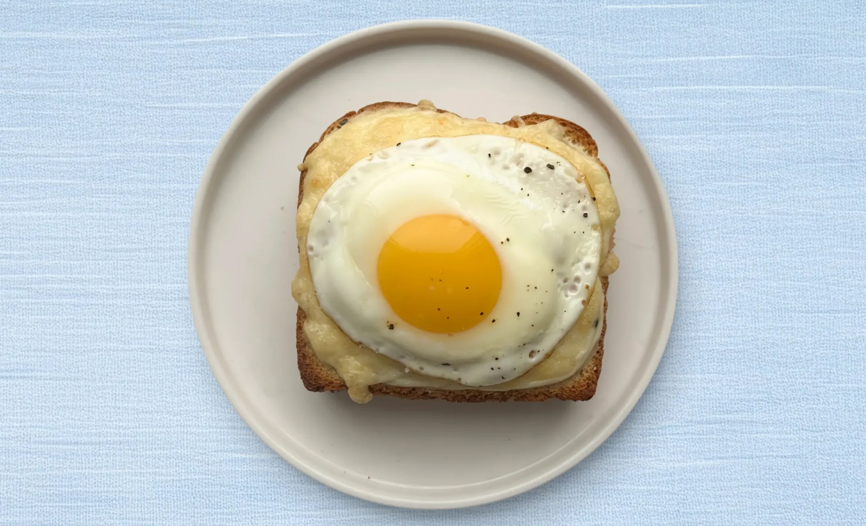 Сэндвич крок-мадам