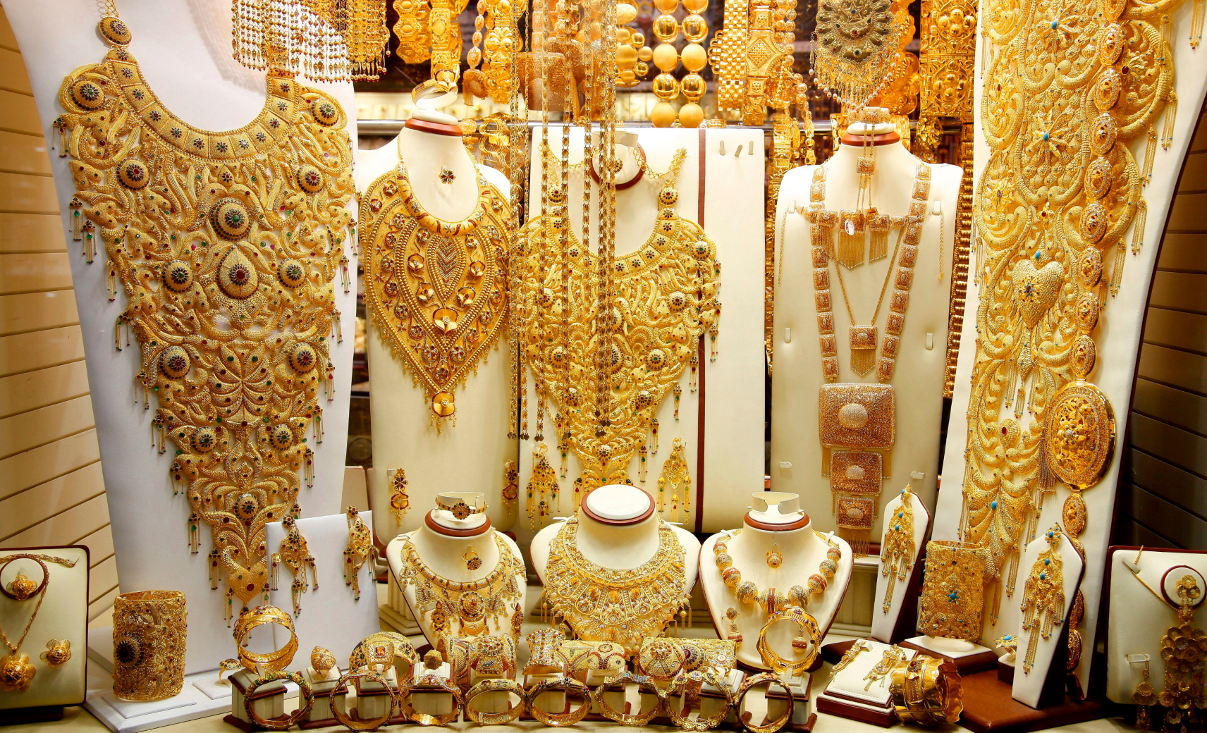 Золото из Дубая
