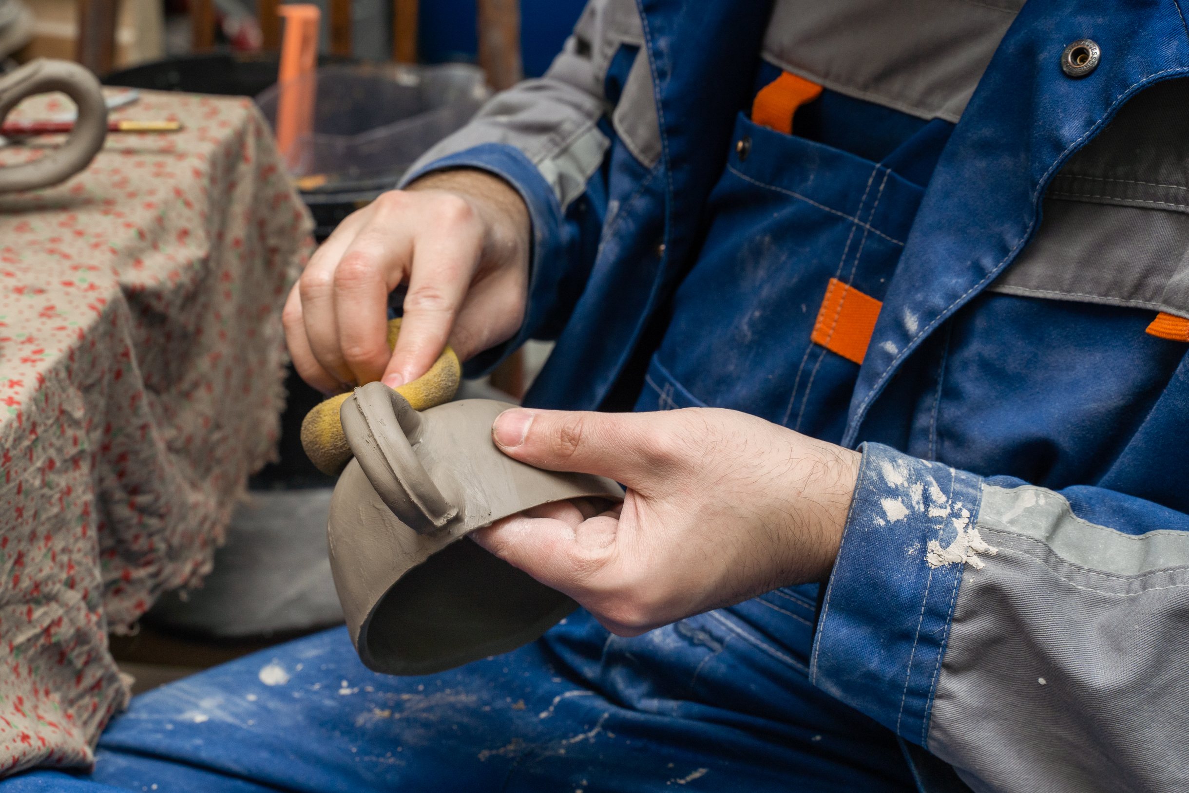 Продали их на ярмарках при храме Космы и Дамиана в Столешниковом переулке и заработали около 70 000 ₽