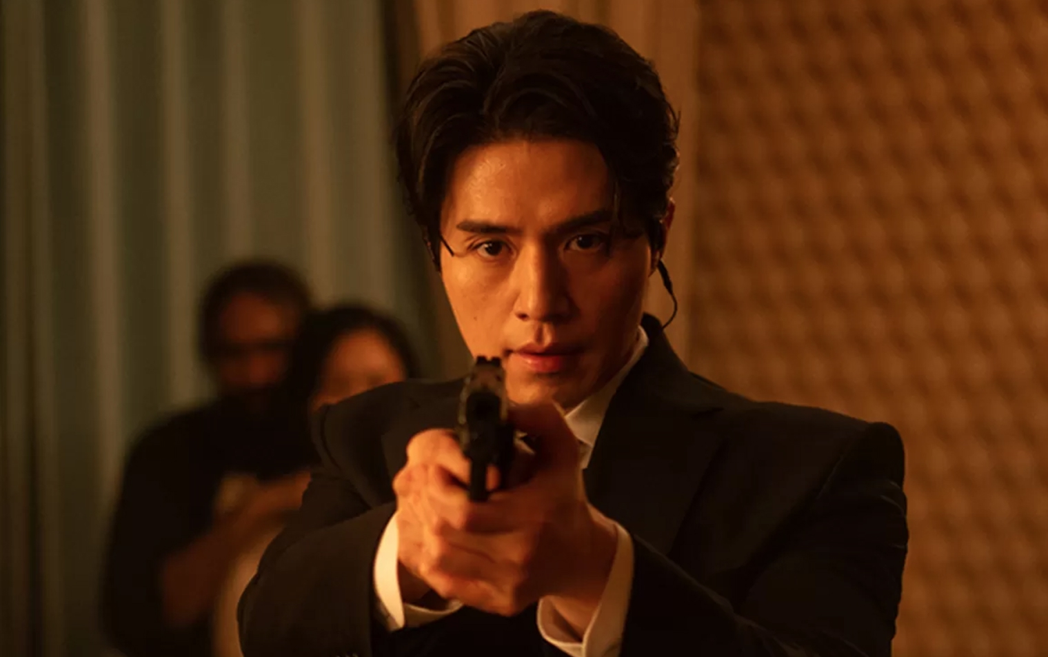 Над вторым сезоном работают те же авторы, что и над первым: режиссер Ли Гвон и сценарист Чи Хо-джин. © Disney+