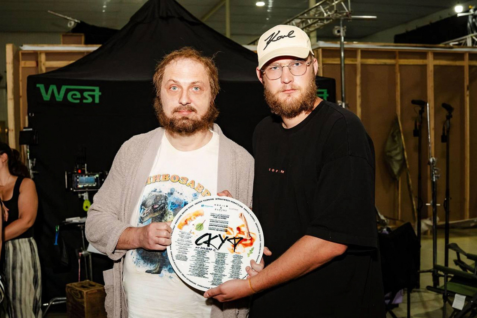 Пивозаврвы, общий сбор! © «Атмосфера кино»