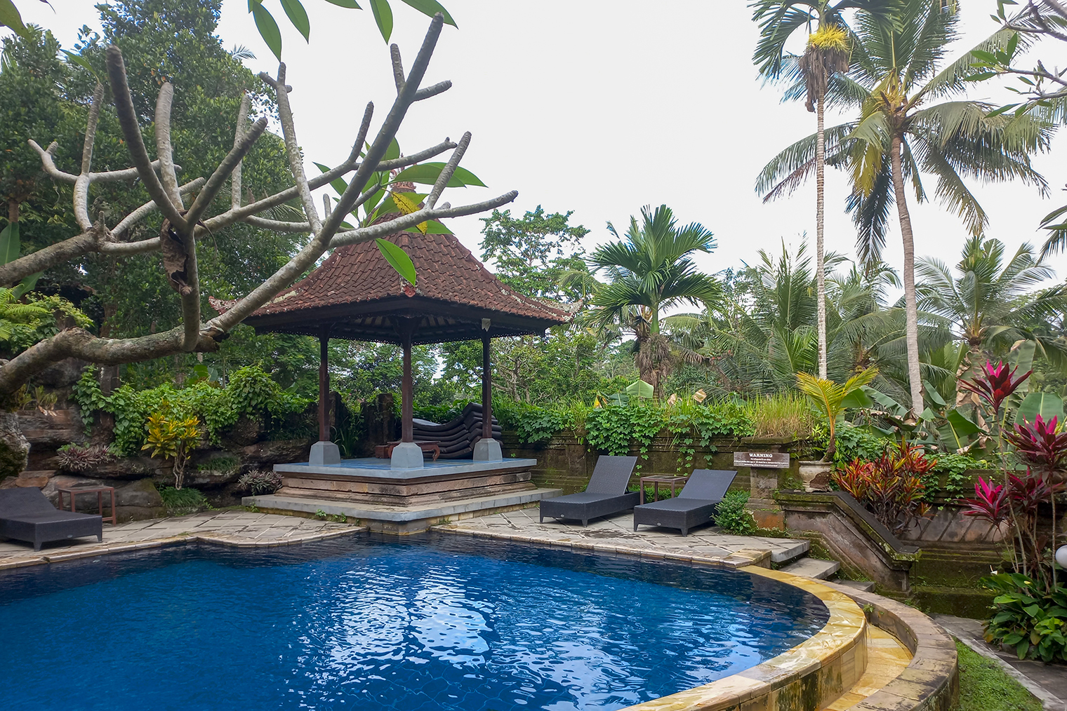 Отдохните после перелета, ощутив атмосферу Бали. © Дарина Устич