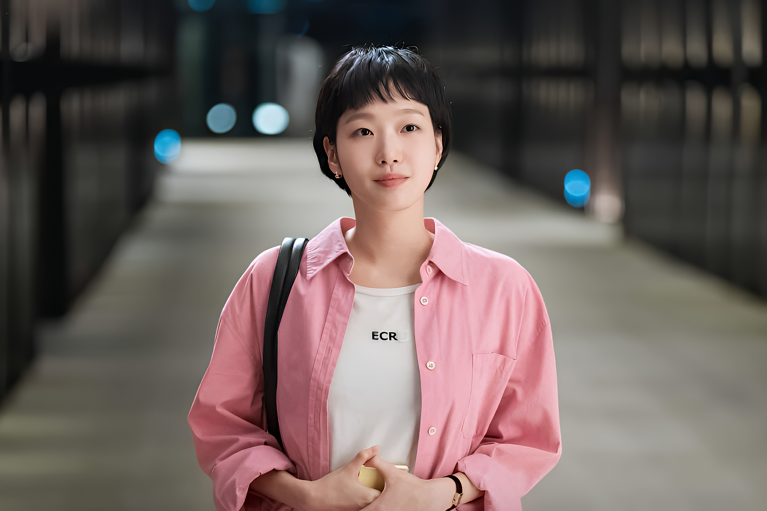 В третьем сезоне, который вышел 13 апреля, улучшилась анимация, внутренний мир героини выглядит еще живее и интереснее. Одна из интриг дорамы — как и когда начнут просыпаться остальные клетки Ю-ми. © TVN