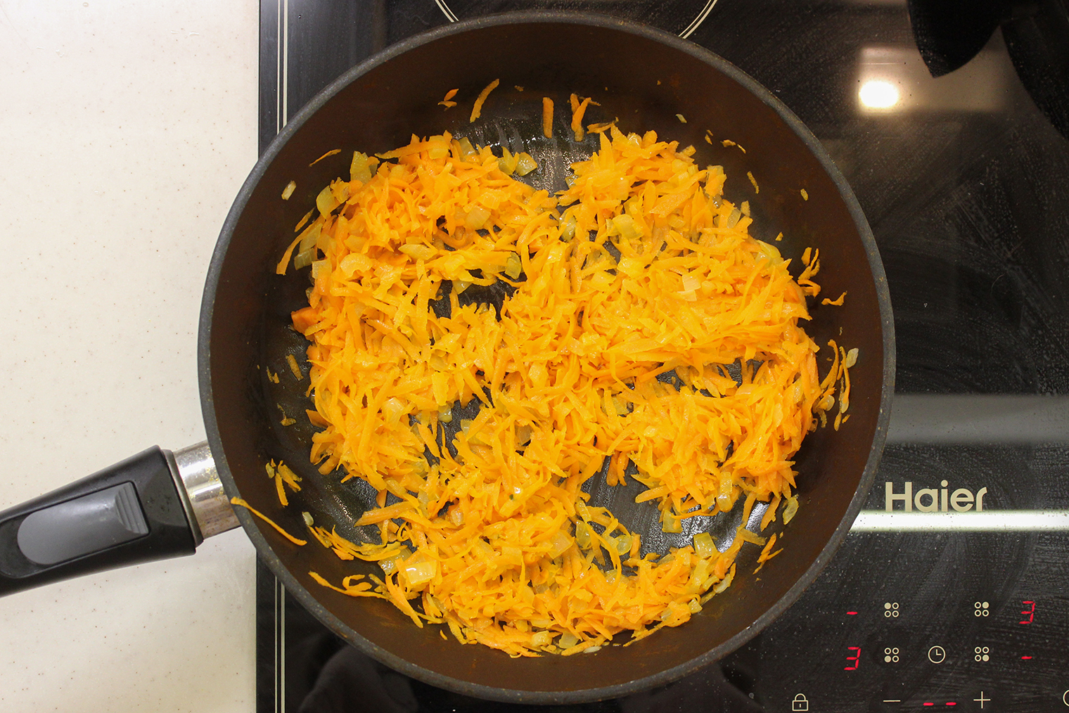 Зажарка добавит супу насыщенного вкуса