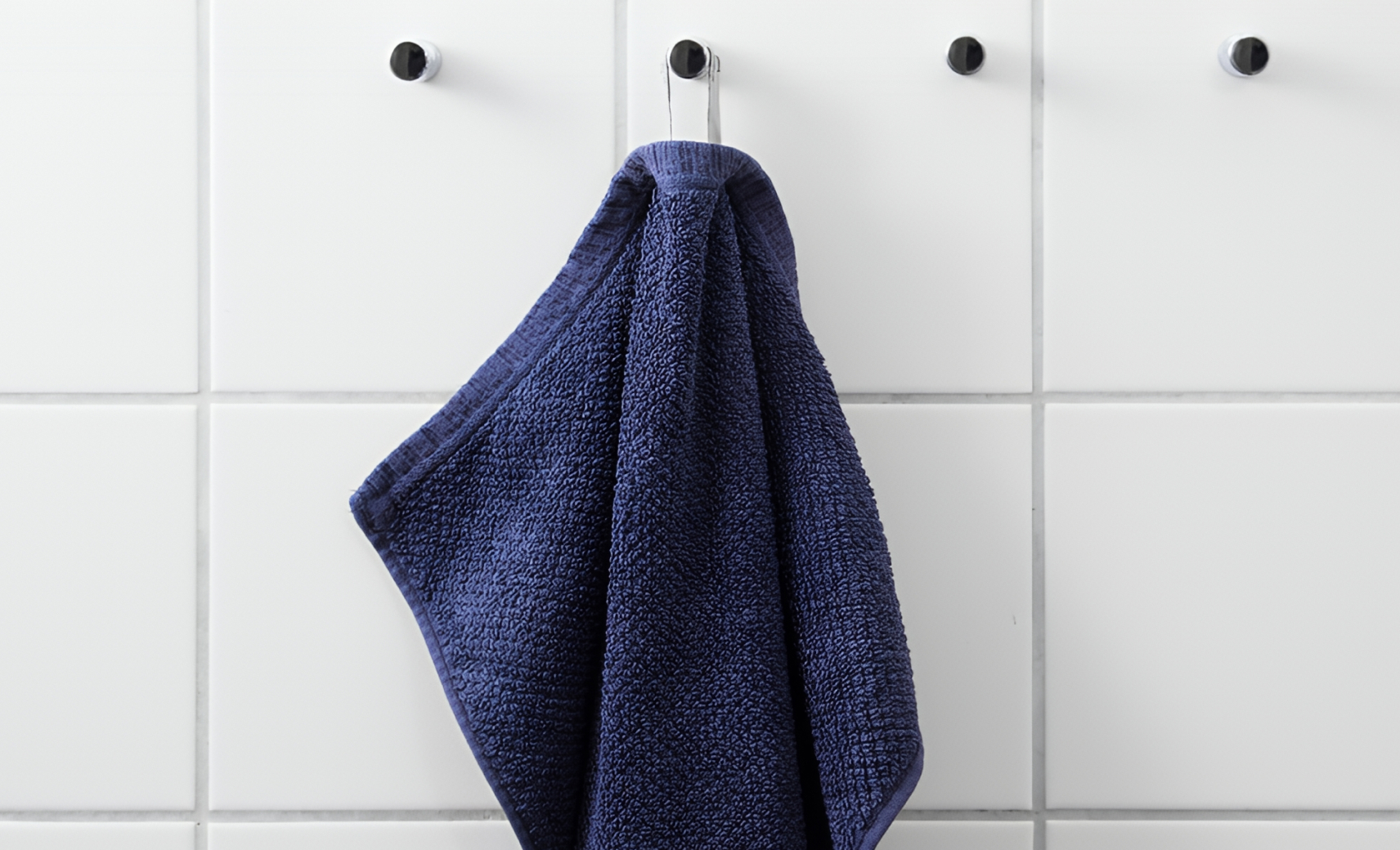 Теплая стена вместо полотенцесушителя