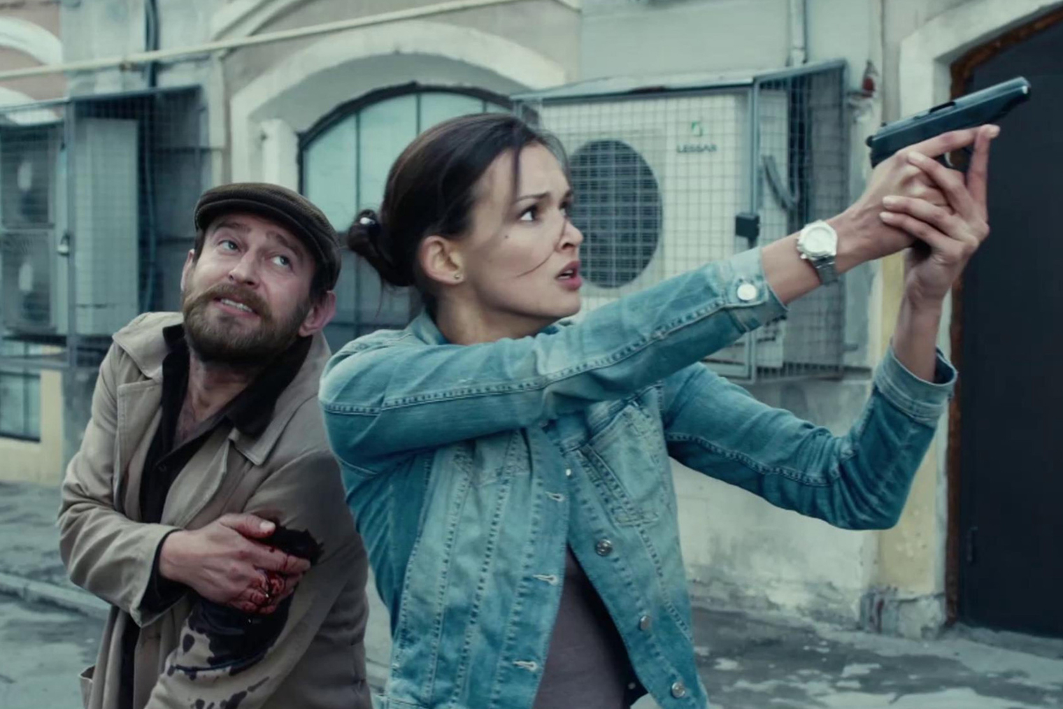 У каждой серии есть эпиграф, который озвучивает закадровый голос Хабенского. Например, у второго эпизода он следующий: «Если проиграл бой демонам, прежде чем умереть, помоги нам». А у третьего — «Если идешь по следам убийцы, ты уже отстал»