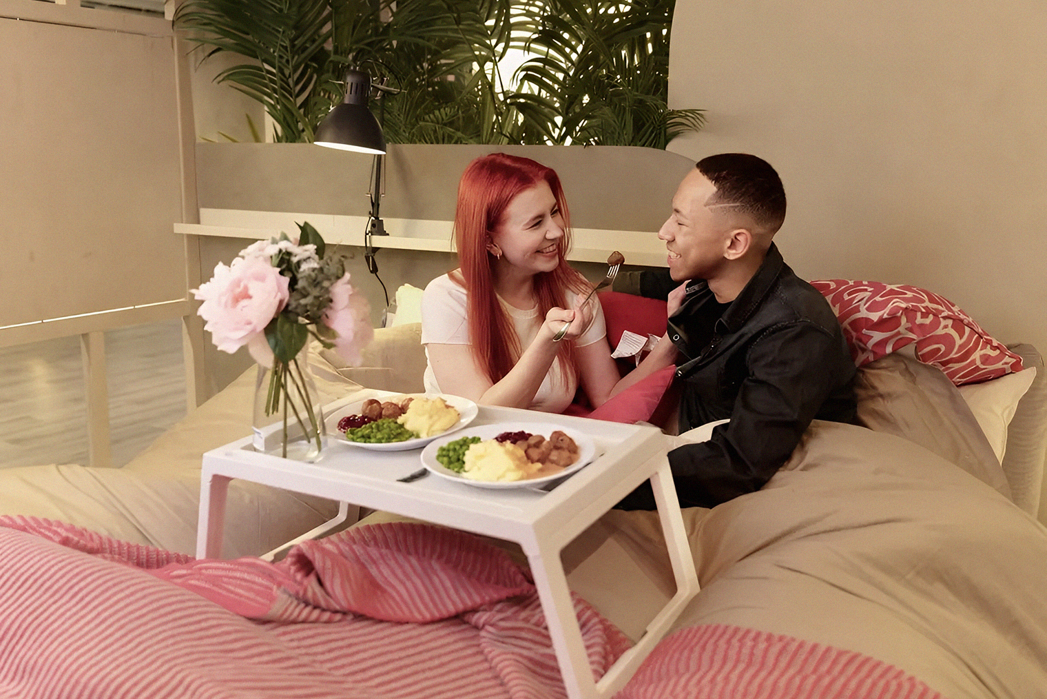 Совместный проект Ikea и дейтинг-приложения Breeze. © Ikea