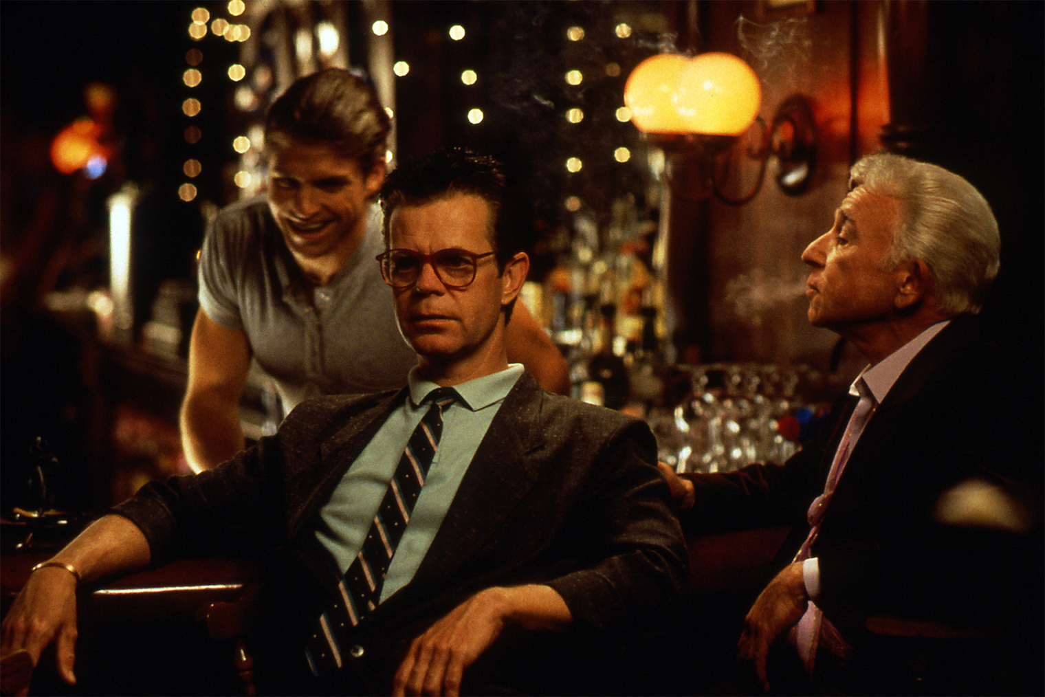 Кино заканчивается дождем из лягушек, что как будто отсылает к одной из казней египетских из Библии. На самом деле, когда ПТА писал этот эпизод, он не знал, что подобное есть в Священном Писании. © New Line Cinema