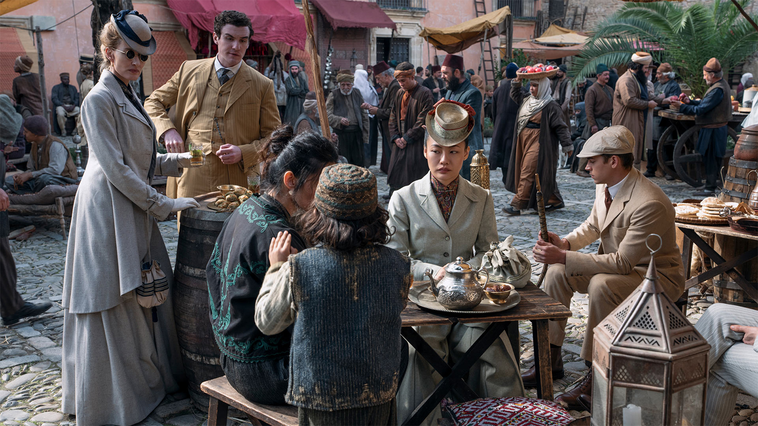 Цэн Цзинэ из «Задачи трех тел» играет Гулун Шоуан — принцессу, стипендиатку Оксфордского университета и мастера боевых искусств