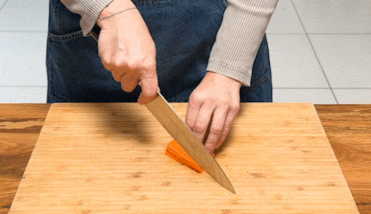 Жюльен — нарезка продуктов тонкими пластинками толщиной 1—2 мм