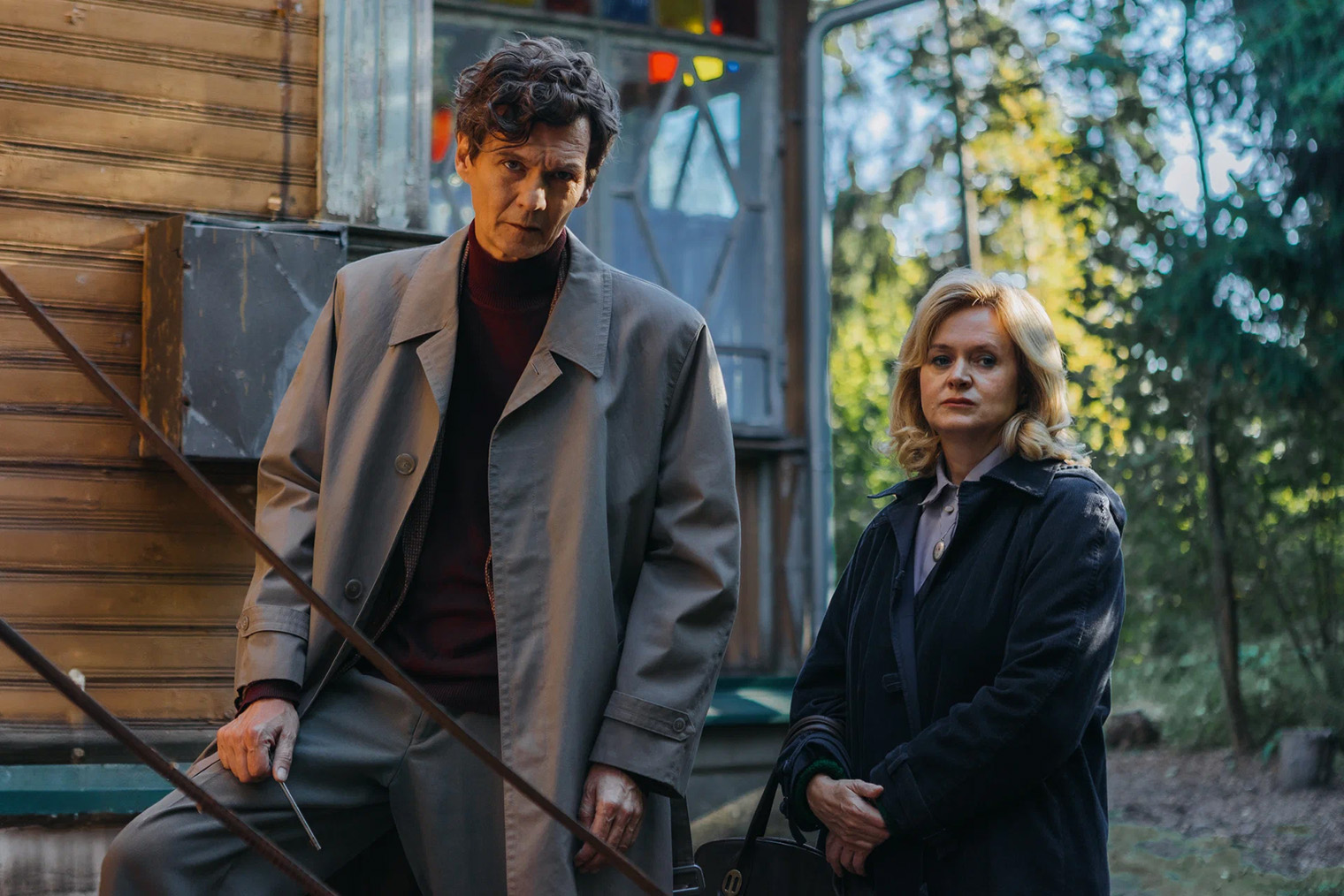 Изначально в качестве режиссера сериала компания «Среда» рассматривала Евгения Стычкина и Сергея Трофимова. © Okko