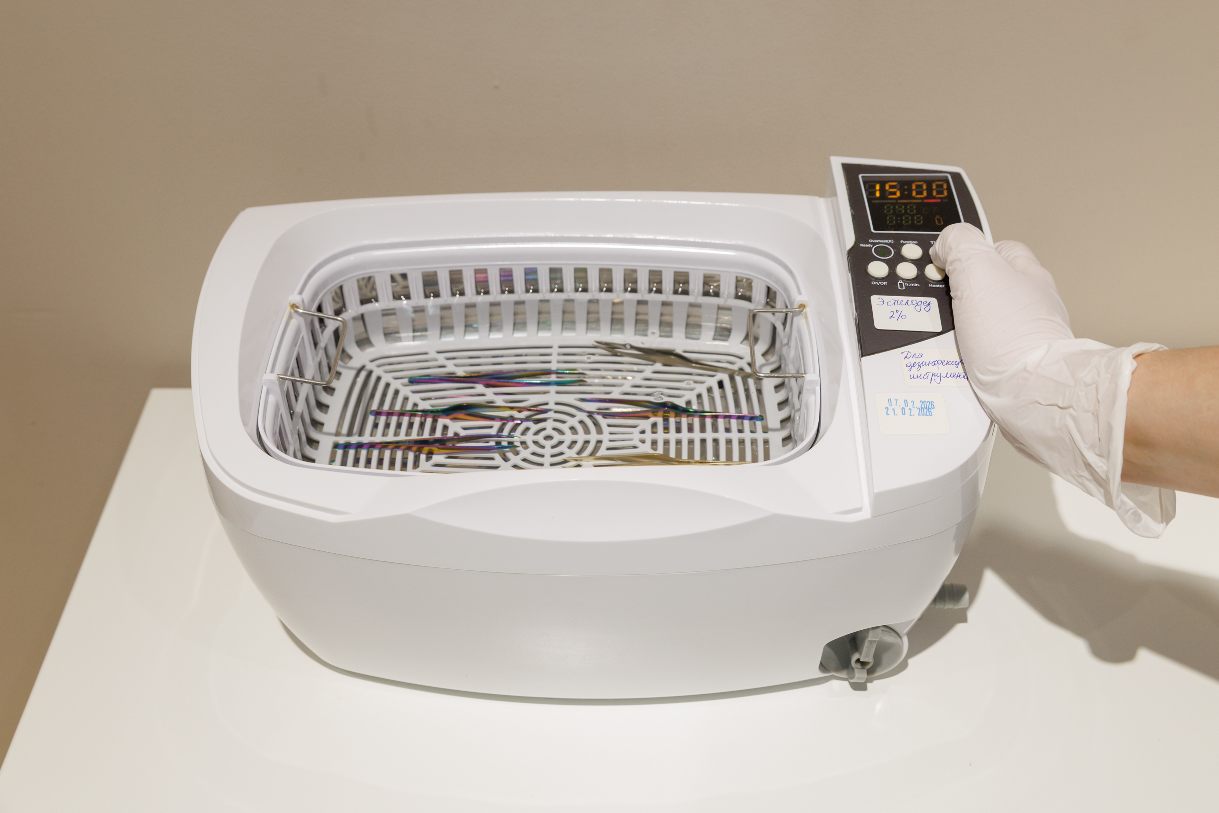 Ультразвуковая ванна для предварительной очистки инструментов перед стерилизацией