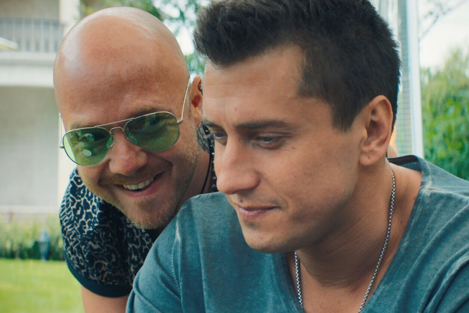 В спин-оффах франшизы появляются персонажи, которых нет в сериале. Например, наркоделец Влад, которого играет Евгений Стычкин, или криминальный авторитет Строгов в исполнении Павла Майкова