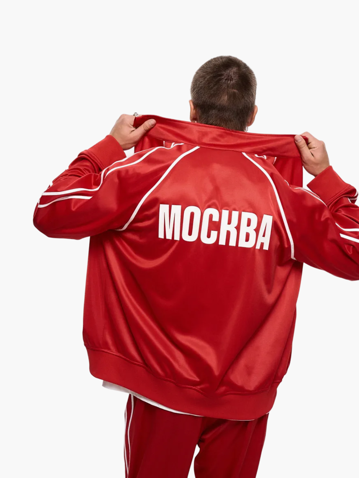 Спортивная куртка в стилистике моды 1960-х. © dvamyacha.ru